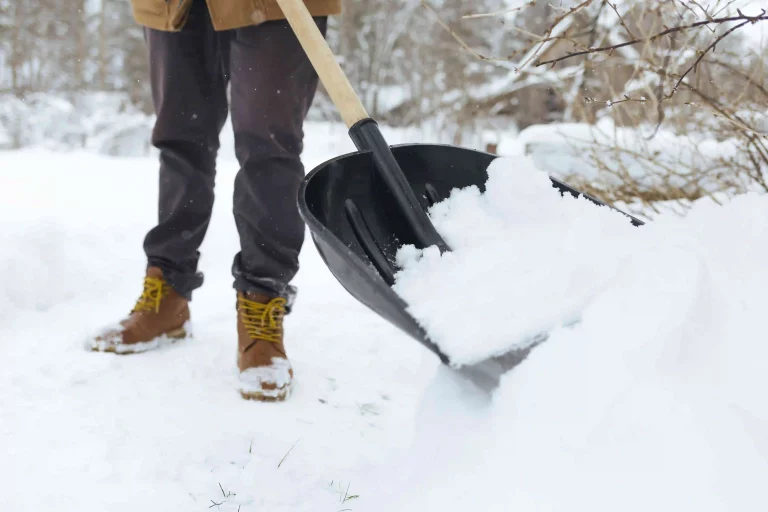 The Benefits of Proper Snow Removal Safety Practices for Commercial Businesses in Winter